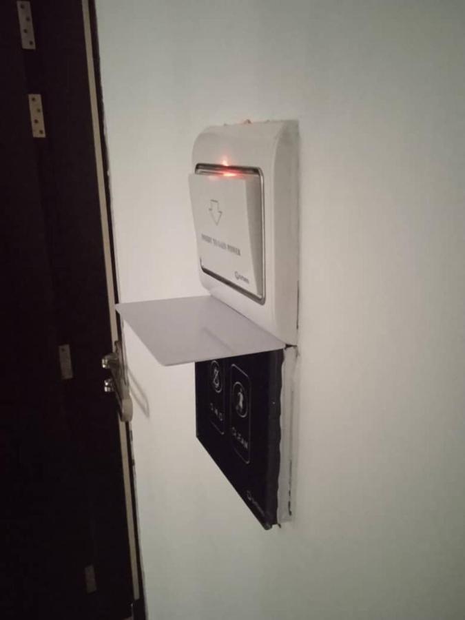 Delisha Homestay 3R2B The Retreat,Aranda Nova ブリンチャン エクステリア 写真